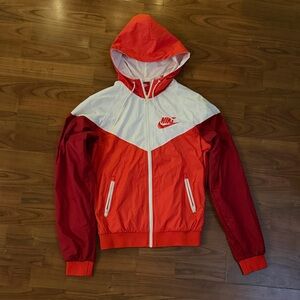 Nike Red and White Hooded windbreaker Jacket women’s small s
